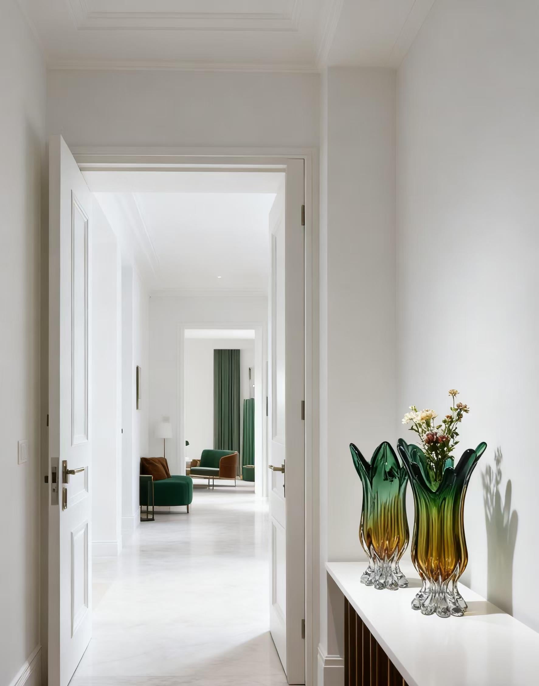 Verdant Flame Crystal Vase Set