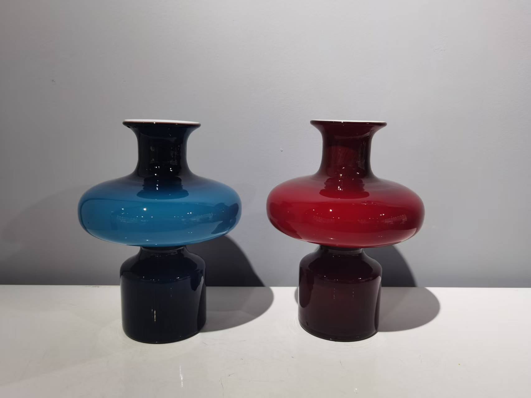 RED & BLUE POT VASE