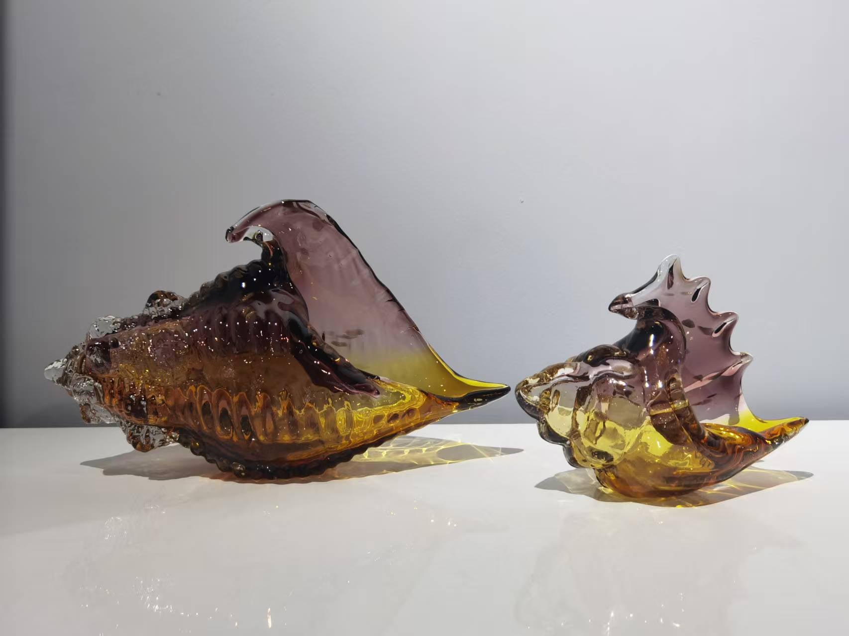 HANDCRAFTED GLASS SHELL