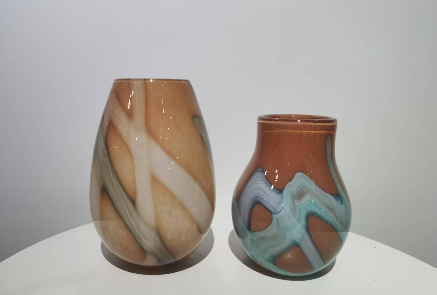 ARTISTIC SCULPTURE VASE | GLASS VASES |