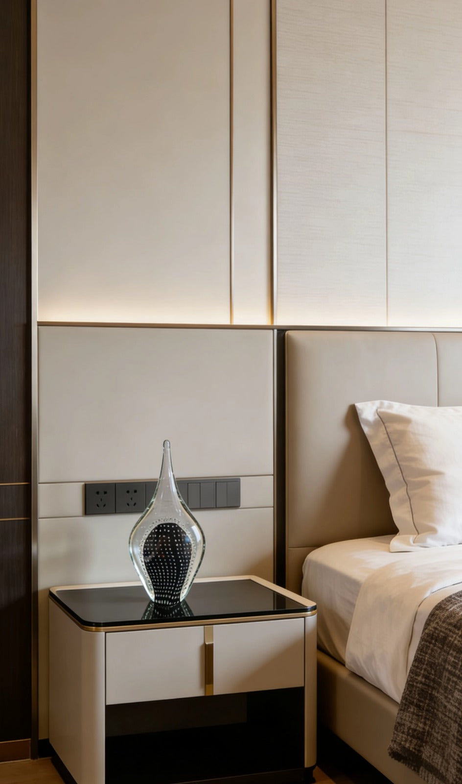 Contemporary Hand-Blown Glass Sculptures | GLASS ART DECOR | ARTIFACTS