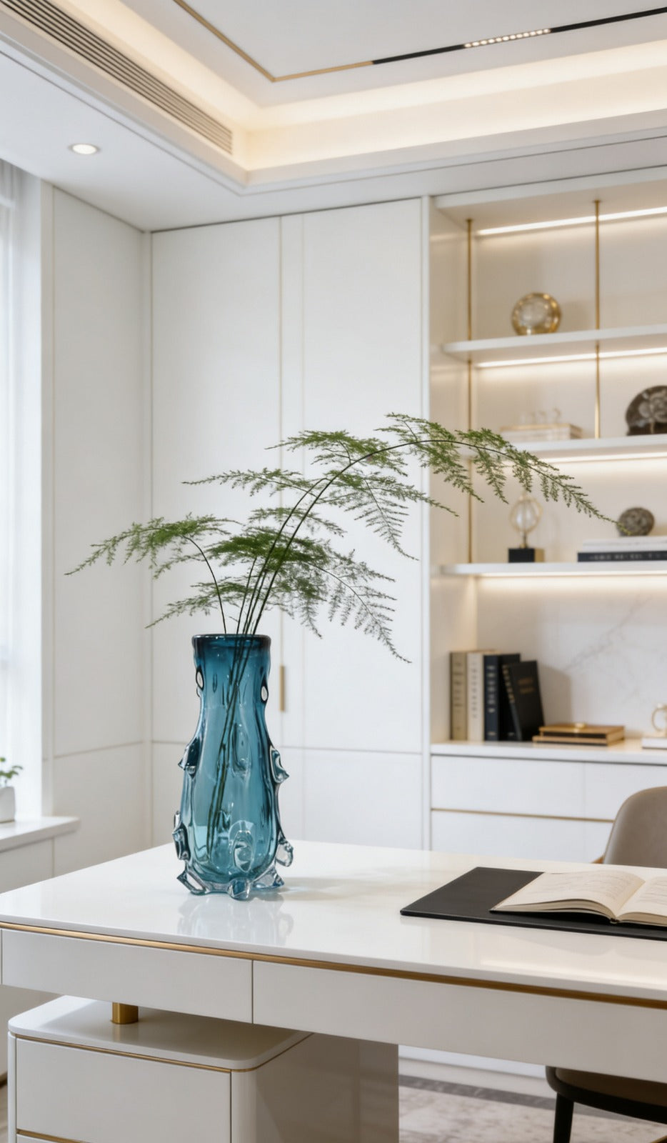 HORNY BLUE VASE |  SOLID GLASS FLOWER VASE |